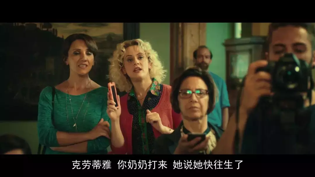 以为是恐怖片,结果笑到肾疼