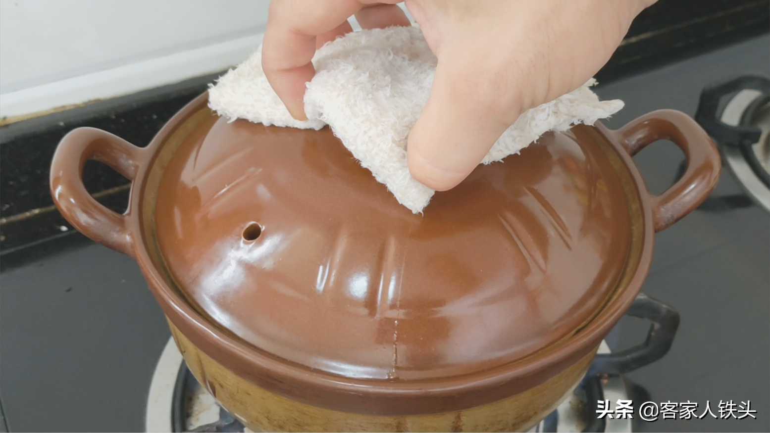 广东特色早餐吃法，天冷最适合吃，鲜香顺滑营养，一周吃3次不腻