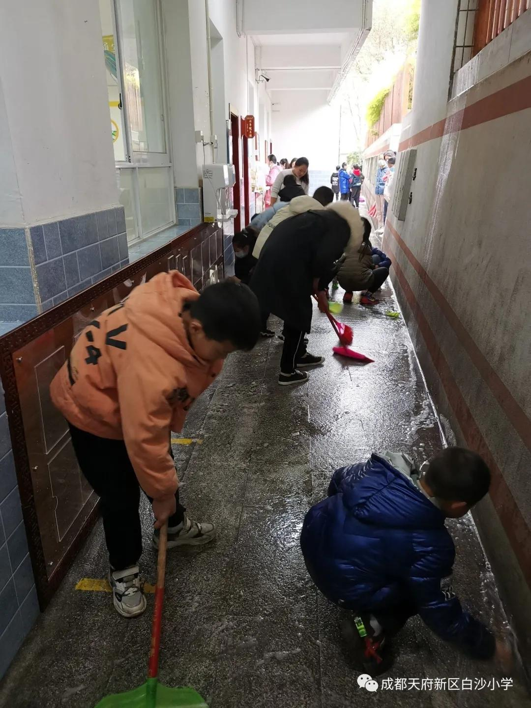 学习雷锋精神，争做时代接班人丨记天府新区白沙小学主题班会