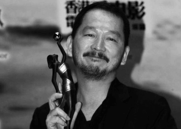 港媒曝周潤發在廖啟智出殯當天帶二人合照爬山，悼念至黃昏才回家