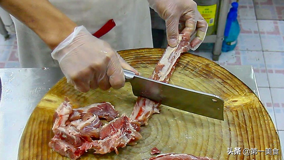 圖片[2]-大廚教你風(fēng)味大排新吃法 全家人都愛吃-起舞食譜網(wǎng)
