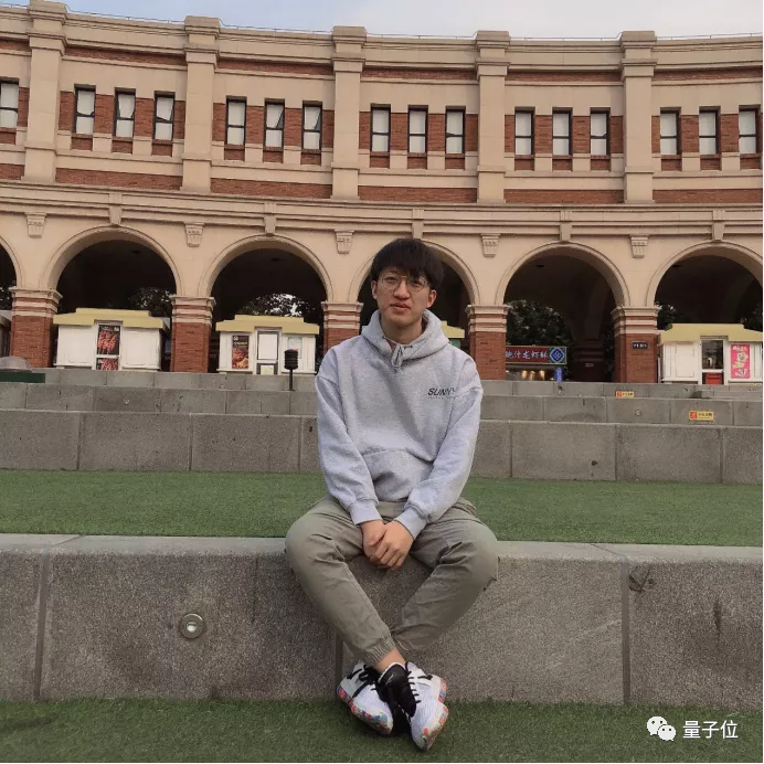 12门课100分直博清华！这份成绩单冲上热搜，但学霸也曾考过25分