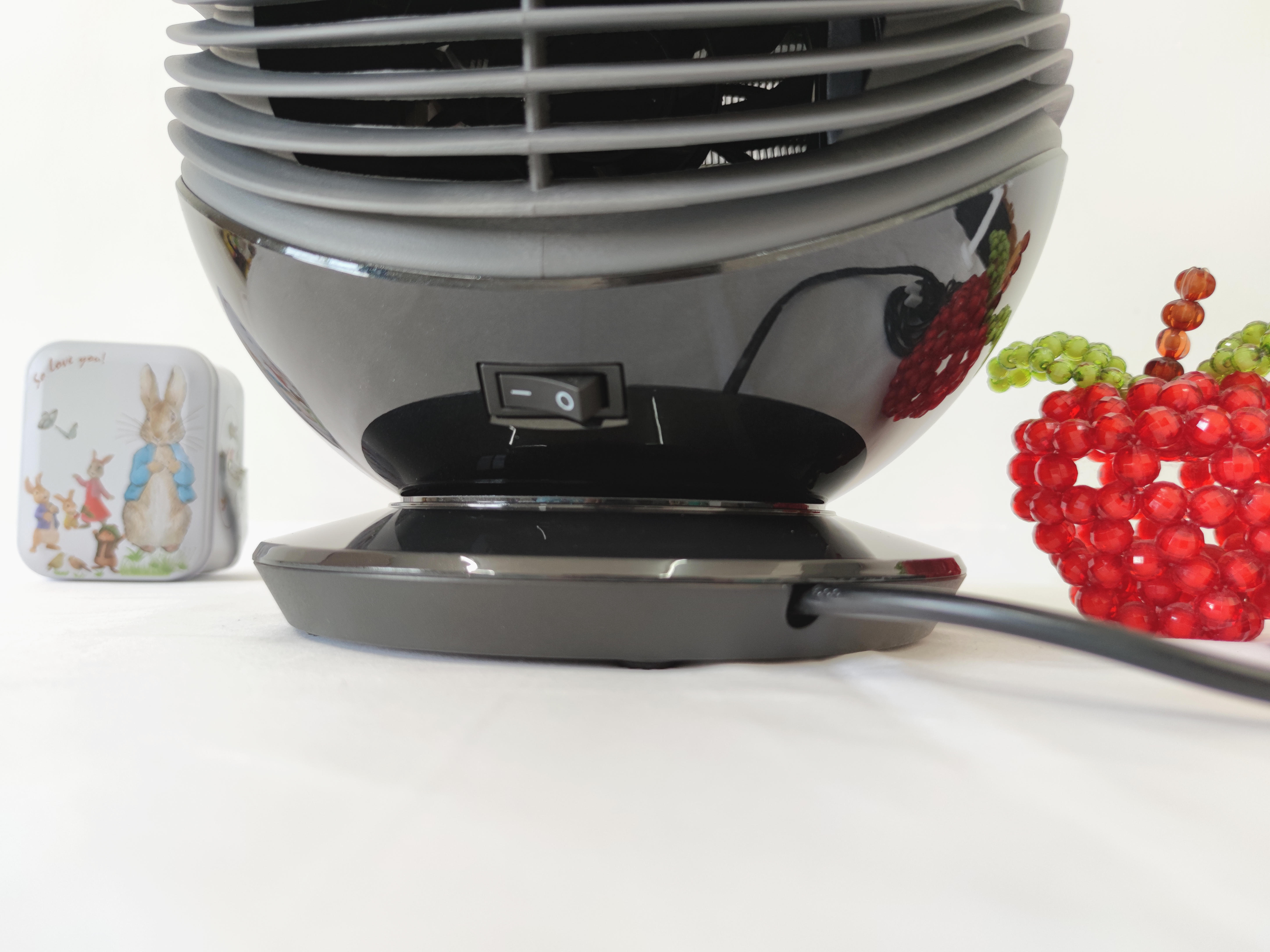 顶惠取暖器：3档调温、设计时尚，夏天竟然还可以当电风扇用？