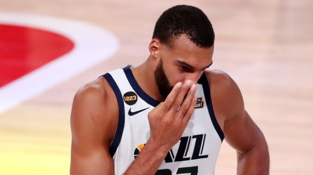 搶七裁判報告出爐！48秒兩次漏判，戈貝爾遭打臉+出界都被無視