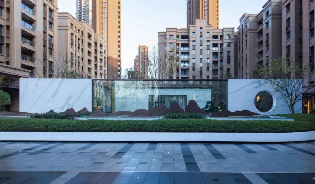 咫尺之间，山光异趣 | 怡品之贵阳广大城耀境御湖庭