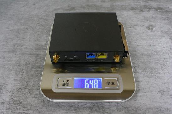 After using 5 industrial routers, Dandelion R300 is still the best one ...