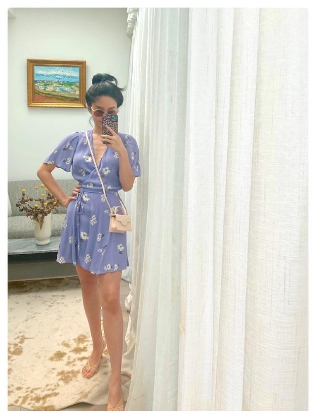 杨采钰和男友私下被拍零交流？自己是白富美，