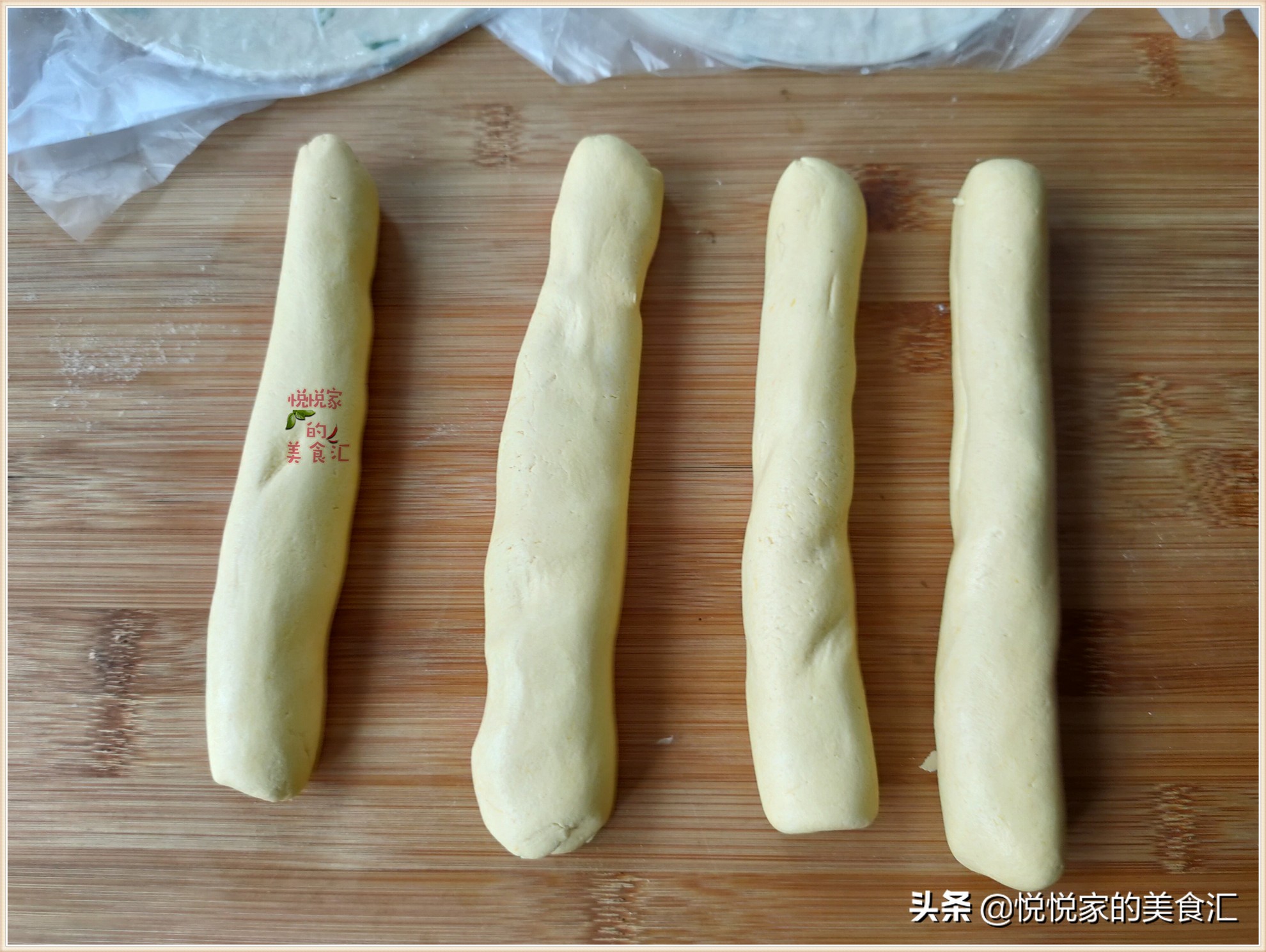 吃了30多年南瓜饼，头次这样做，葱香十足外酥里糯，好吃不油腻