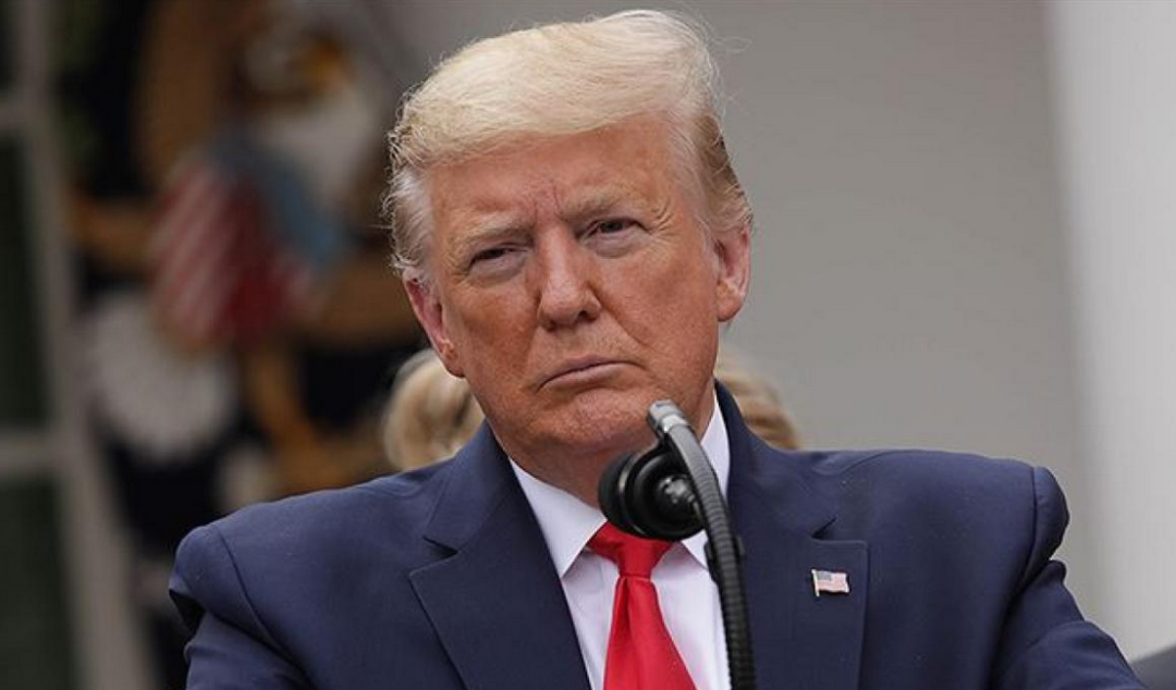 特朗普把150多万感染者当“荣誉勋章”，作为自