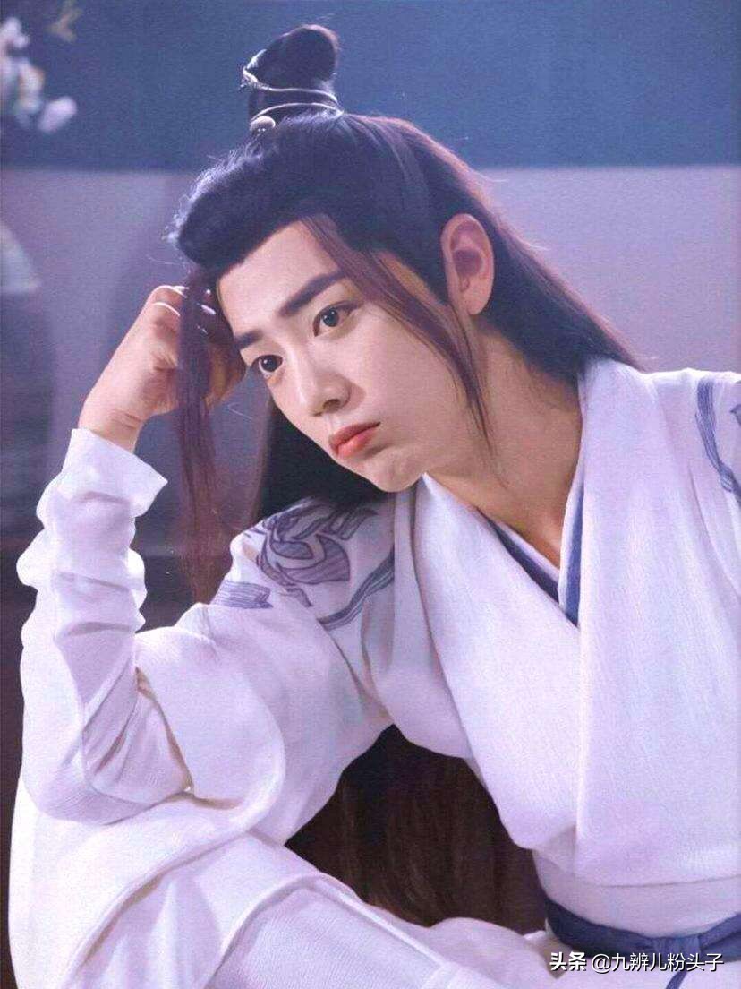 从肖战到郭京飞，恶意评分的背后到底是谁在操