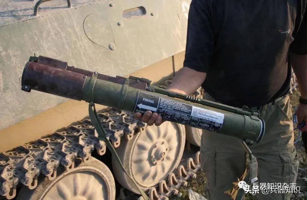 The rare front-pull structure of the Russian RPG-22 rocket launcher ...