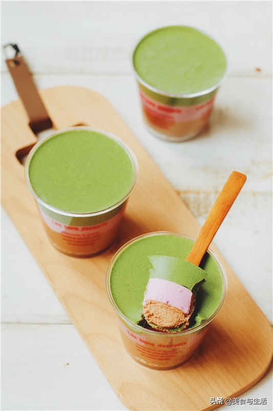 Those who have tea is trichromatic a cup of Mu Si small cake, bring your summer very cool idea, will quickly learn with me