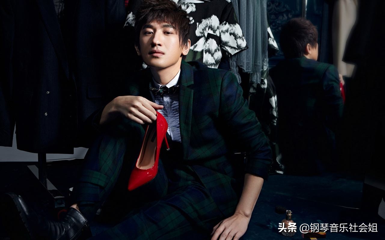 歌火人不火的三位歌手，有一位获得了10大金曲奖，仍然匿迹歌坛