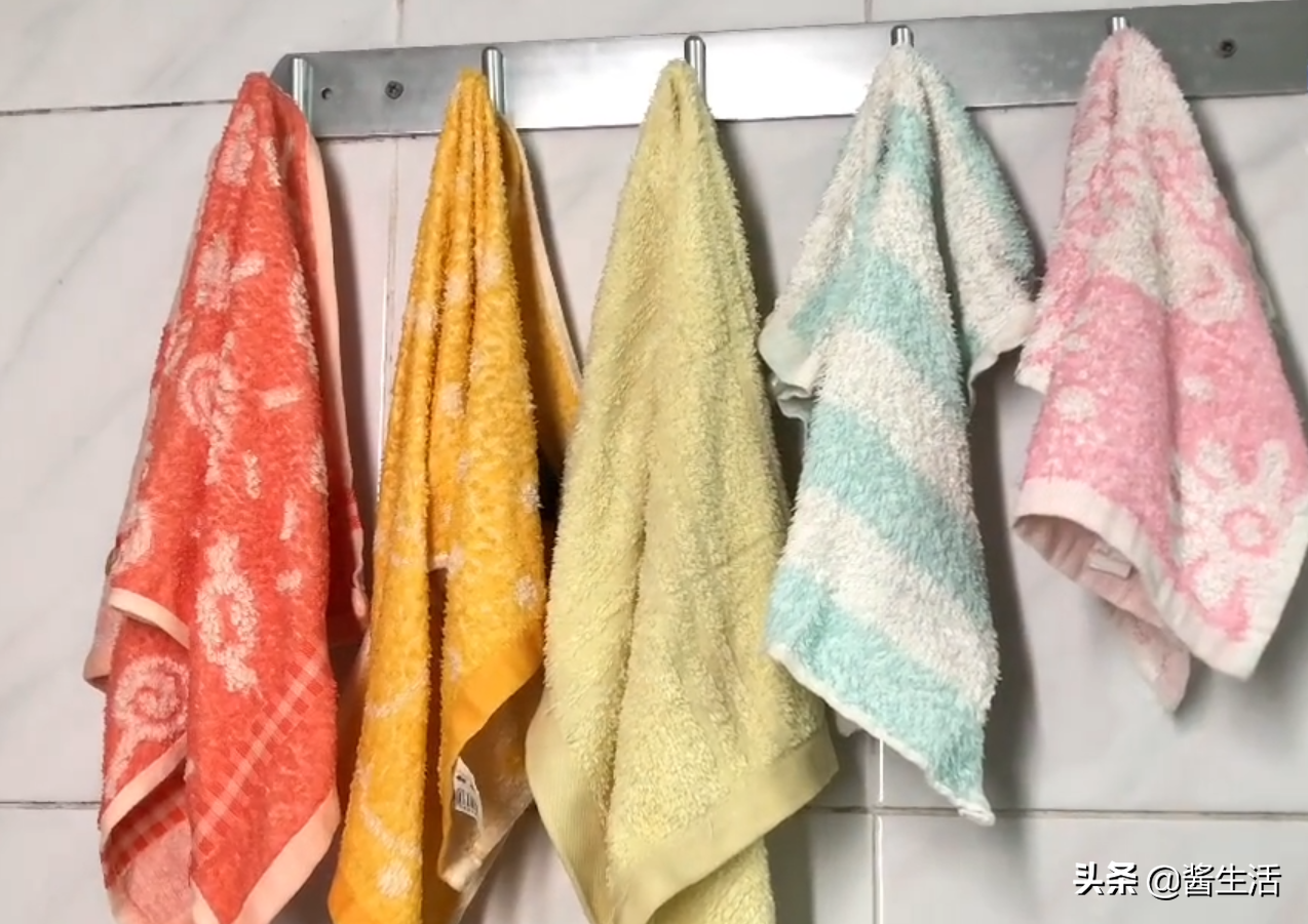 卫生间里放一把食盐，真是太厉害了，一年省下好几百，赶紧试一试