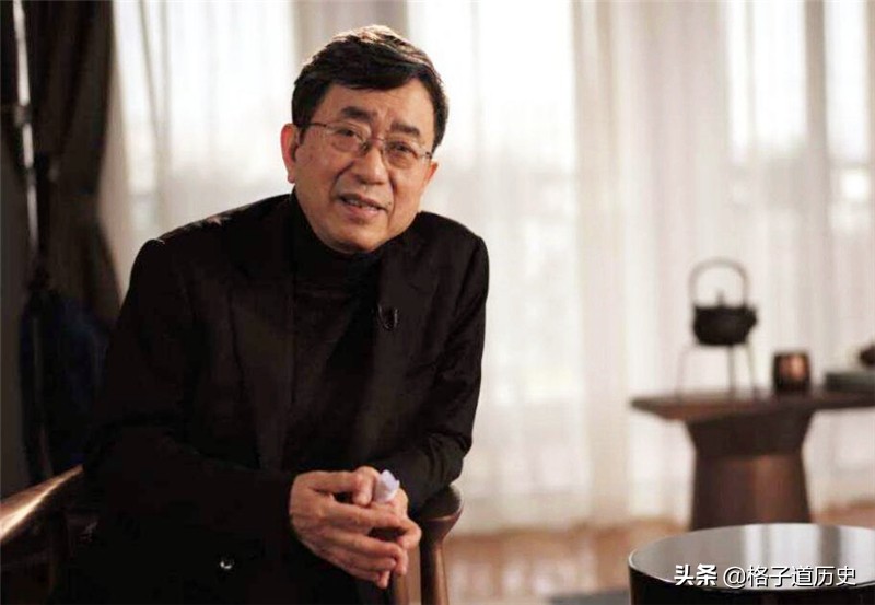 14年的婚姻却抵不过一时温情，余秋雨的婚姻为何如此？