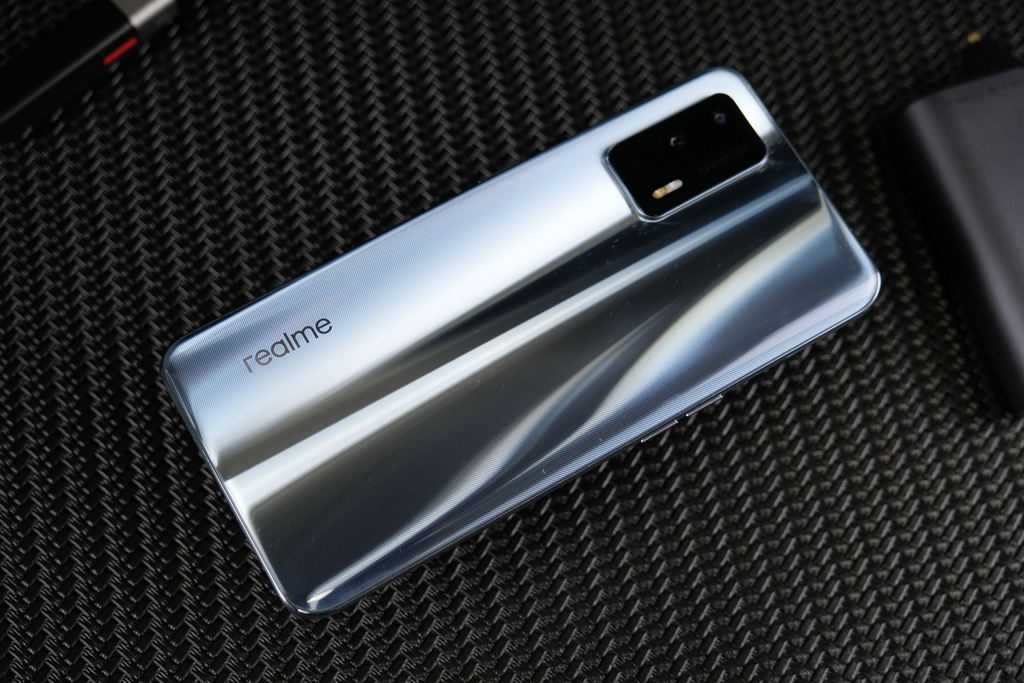 手机别乱买，3000元价位就这三款，千万别买贵了