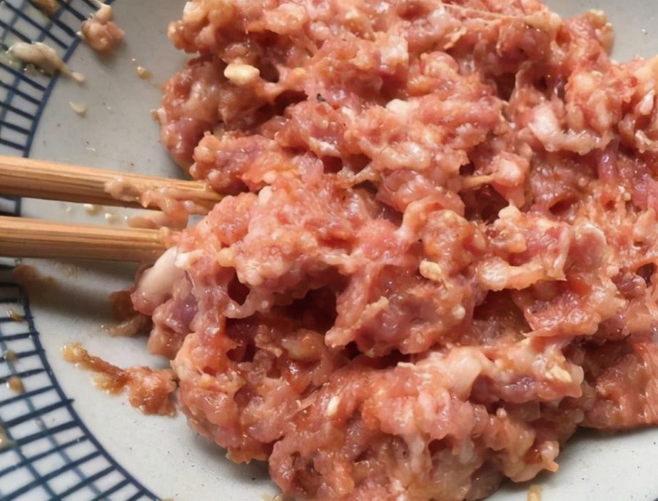 图片[4]-青豌豆炒肉末的做法 有荤有素 营养均衡的小炒菜-起舞食谱网