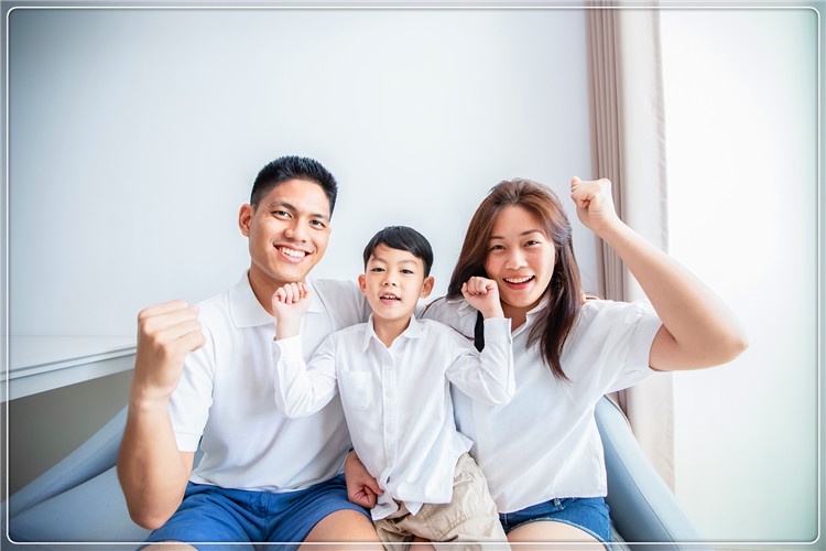 当前社会上，哪些人是比较幸福的群体？分析一下