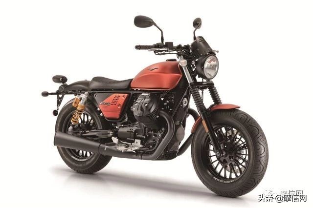 复古时尚又健身运动——摩托古兹 V9 Bobber Sport