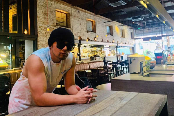 周杰伦新歌《Mojito》前奏放出12日凌晨上线，这次