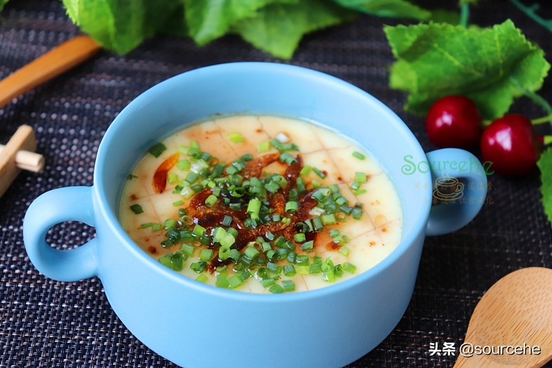 蒸鸡蛋时多加一步，鸡蛋又嫩又滑无蜂窝，鲜香味美，孩子爱吃