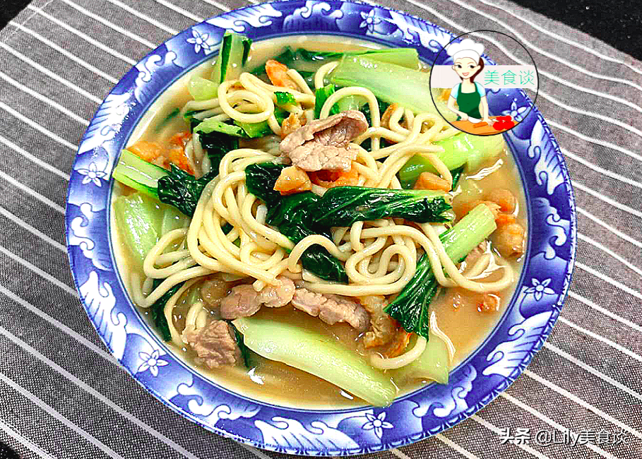 天凉了，早餐儿子最馋这碗面，10分钟就搞定，早餐吃它营养耐饿