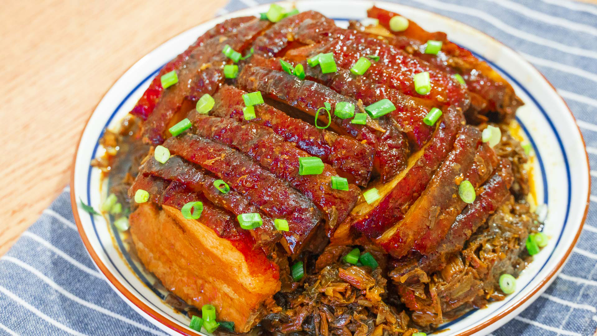 梅菜扣肉這麼做才能肥而不膩，軟爛醇香，原來訣竅這麼簡單，收藏