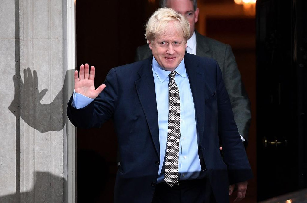 英國衛報故意抹黑中國，反華情緒愈演愈烈，中國國航正式發起反擊