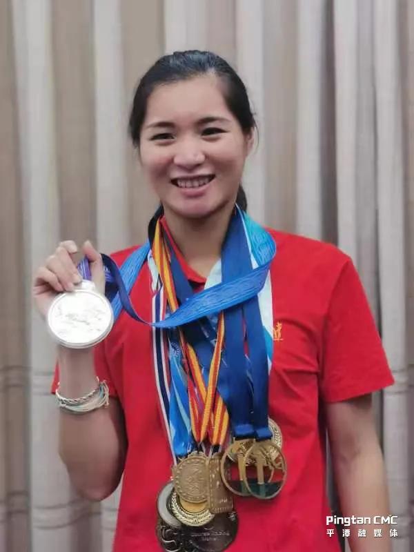 Chen Jingle: Miss Pingtan: Jingle Chen, the first "international ...