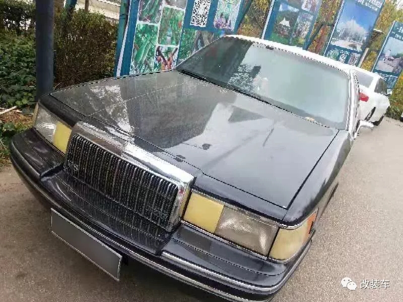 丰田MR2共享汽车？不知道收费多少钱一公里丨街拍投稿66期