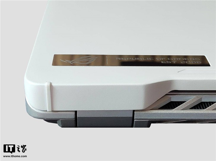 「IT之家评测室」ROG幻14体验评测：独创光显矩阵