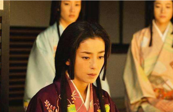 日本天皇选妃有何要求？最重要的不是漂亮，必须满足一个奇葩条件