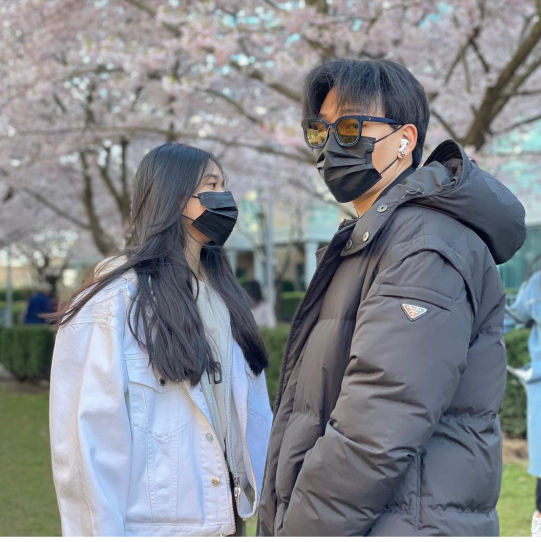 Chen Kun exposure of amour of 19 years old of sons? Bask in close with mysterious belle according to, strange mother status becomes a puzzle up to now