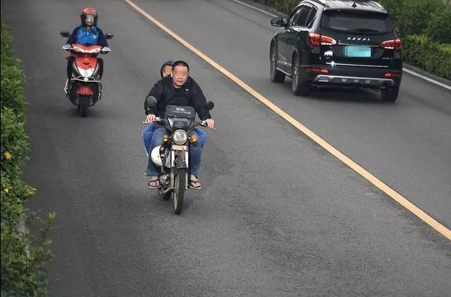 头盔为啥突然抢了口罩风头？骑电动车的要注意