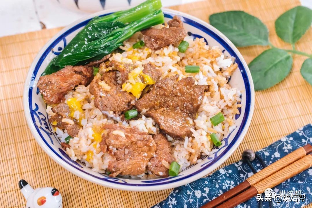 Rice cooker version beef nest egg rice method, a must for lazy people, addicted to eating once