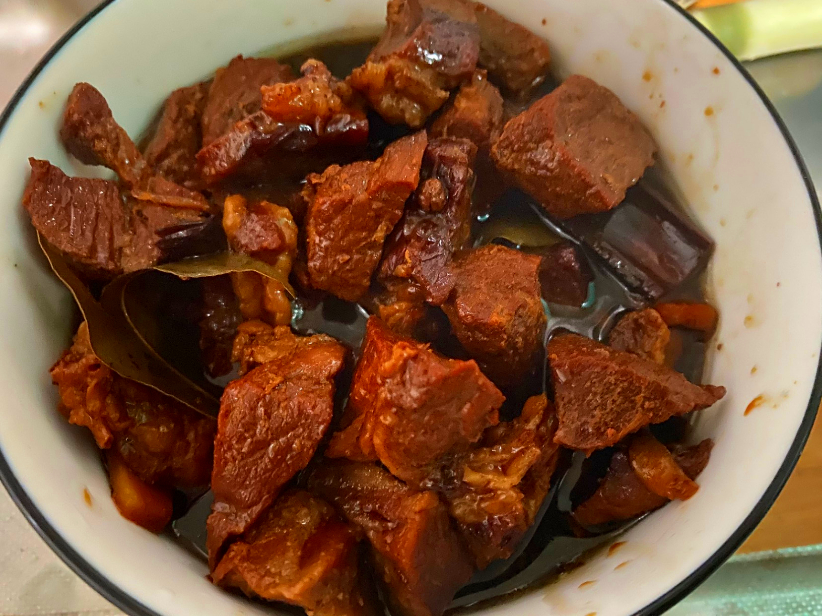 牛肉怎样炖更好吃？大厨教你3个小技巧，软烂鲜香，好吃没有腥味