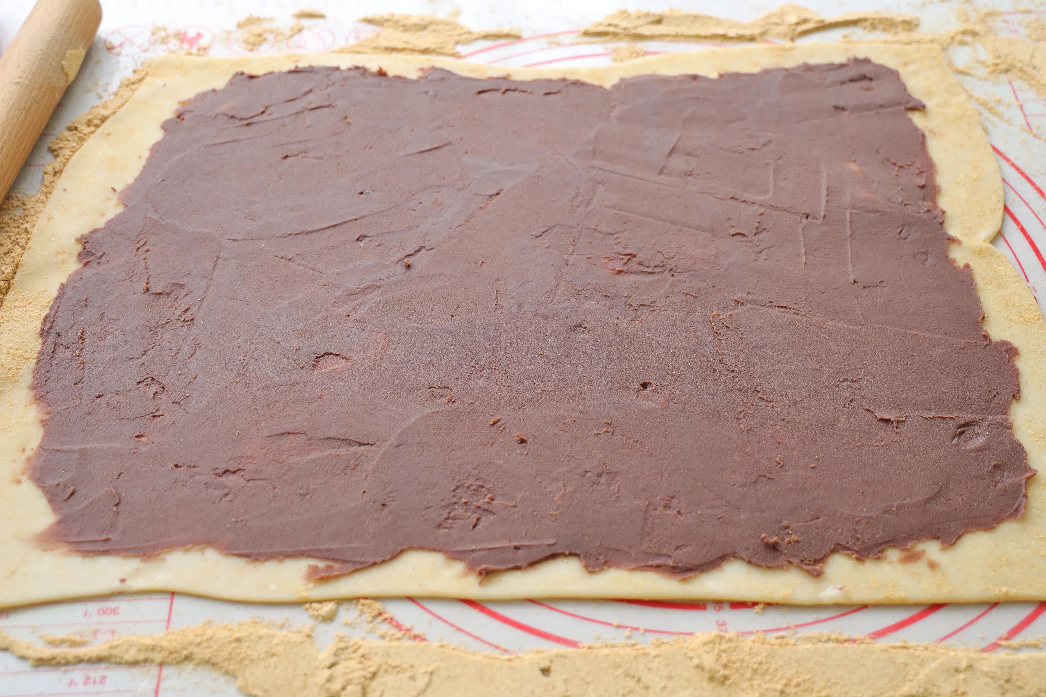 夏天必吃的小吃，糯唧唧的，冰涼爽口，咬一口就上癮，超級好吃哈