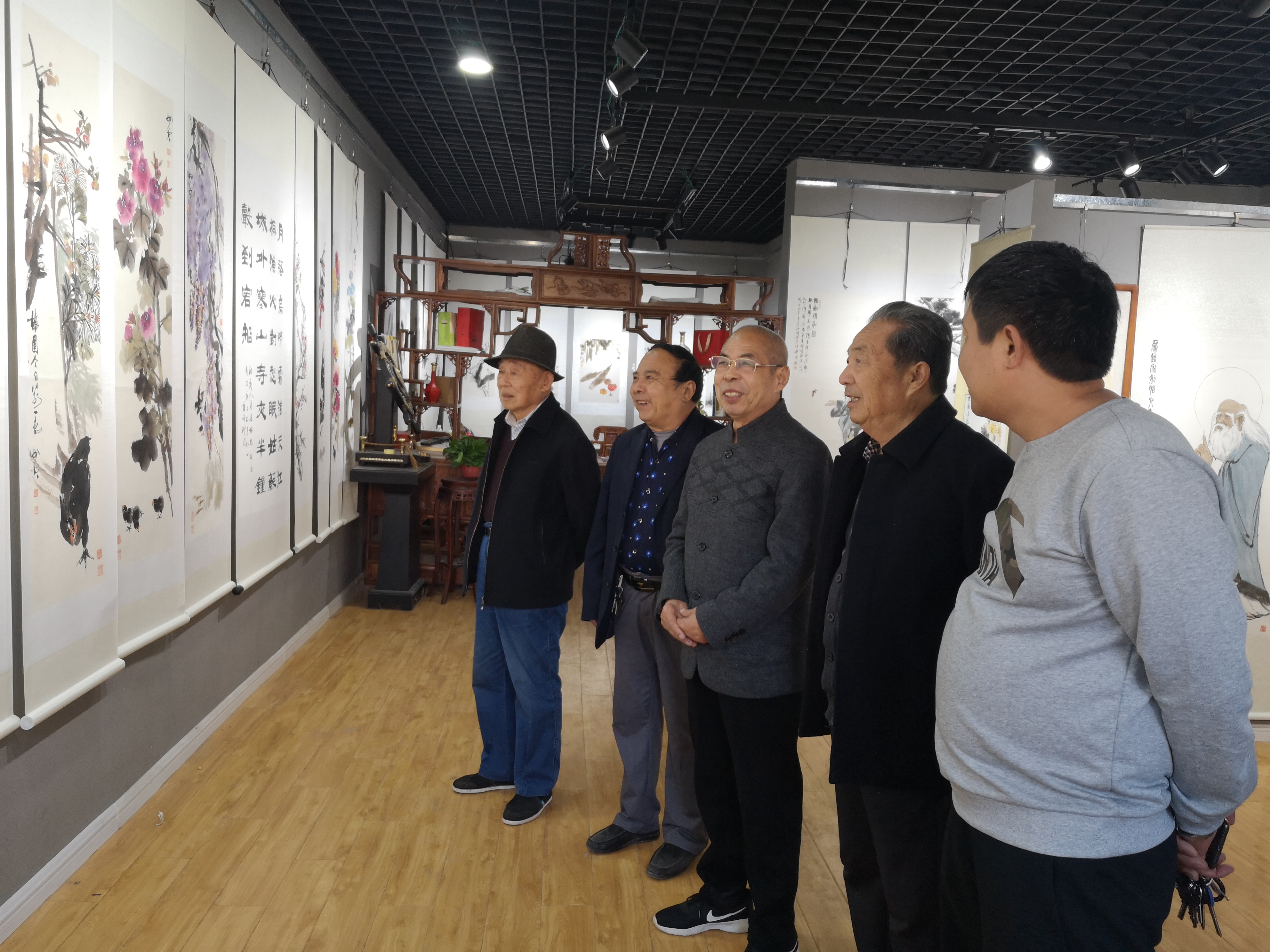 宁陵县举办书画名家冯万寿先生书画精品展