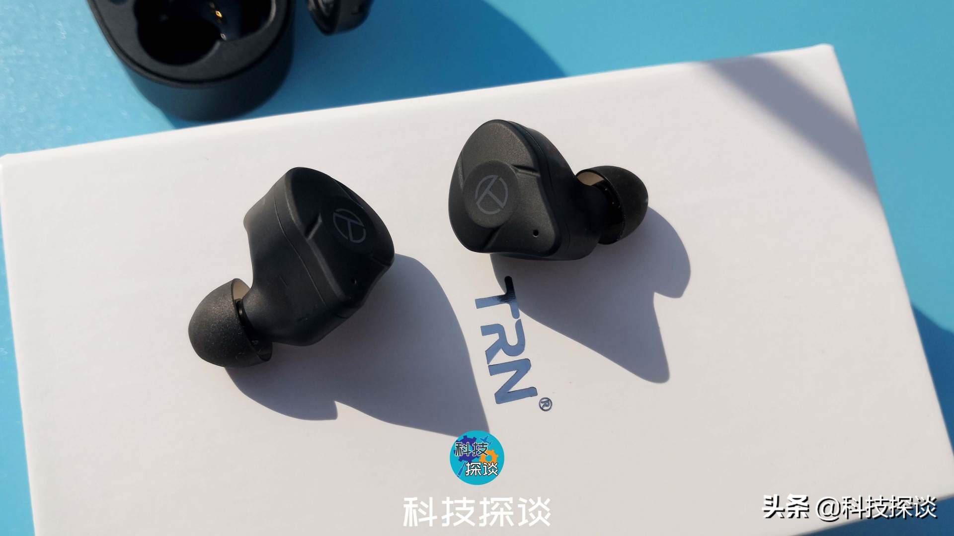 可无线充电，一圈二铁TWS耳机的音质咋样？TRNT300测评