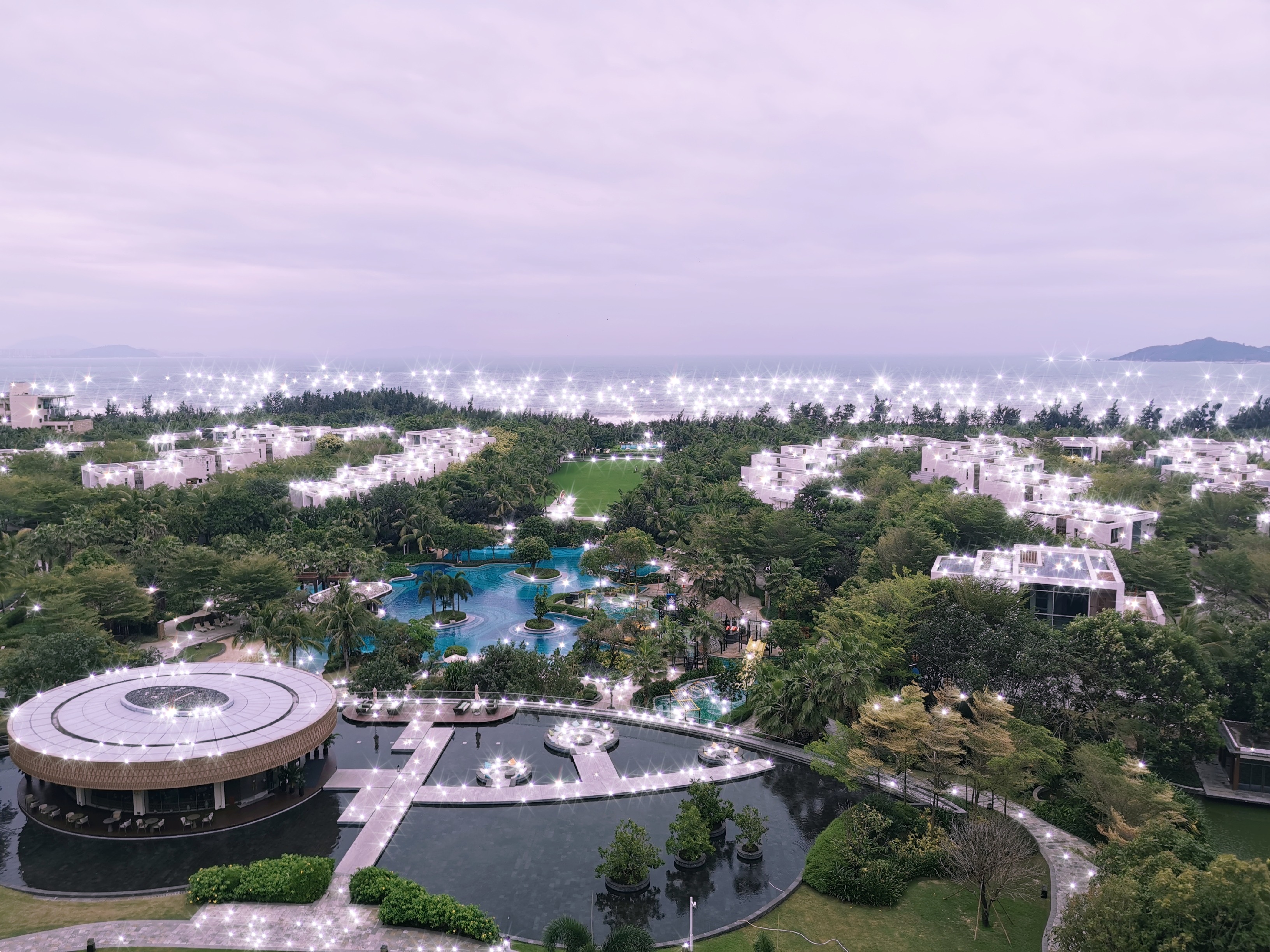 冬天旅行首选目的地，三亚吃喝玩乐全攻略，给你最悠闲的海岛时光