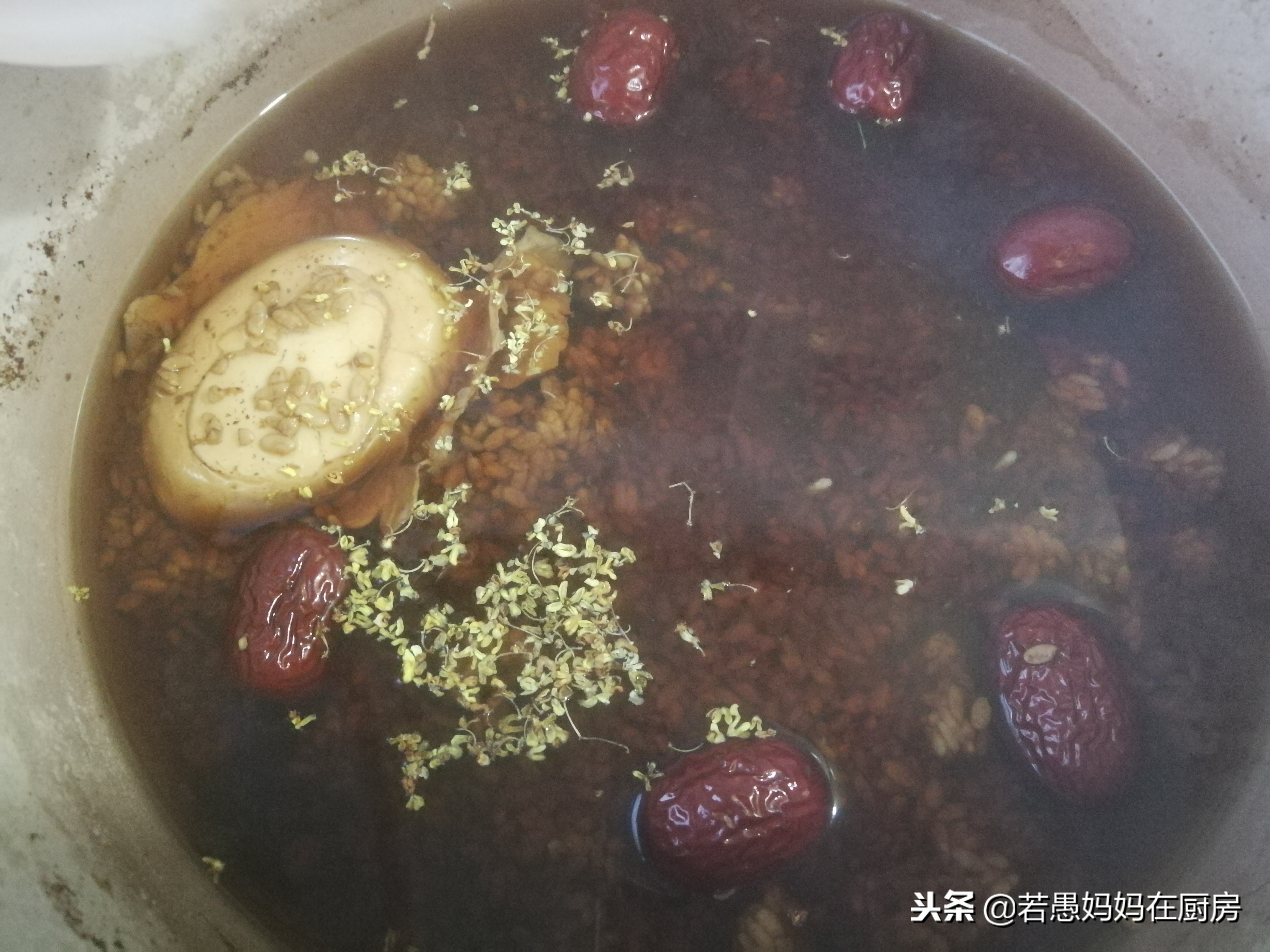 紅糖荷包蛋的做法,紅糖荷包蛋的做法步驟