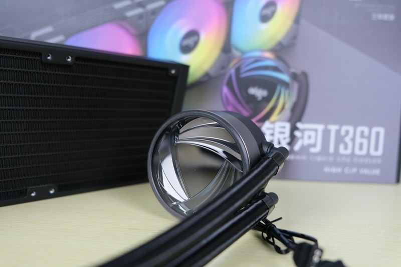 双面玻璃，颜值出色：爱国者 炫影5 rgb机箱 上手体验