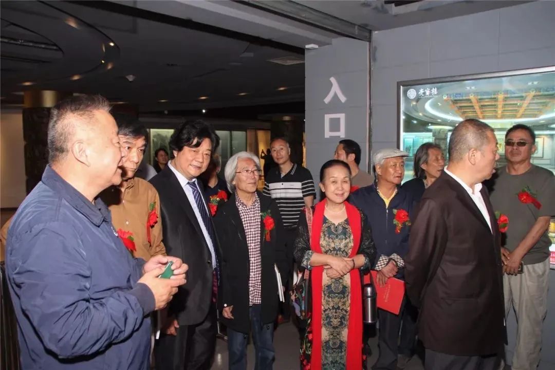 ��Ѷ���ܽ����̡��������������󳤰�����Ժ������������Բ������