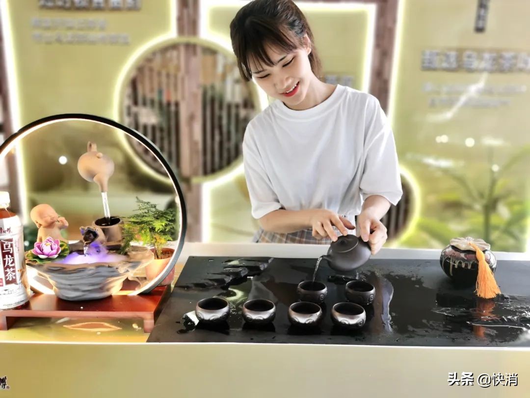康师傅引爆“茶文化”新热度，正宗乌龙茶醇韵