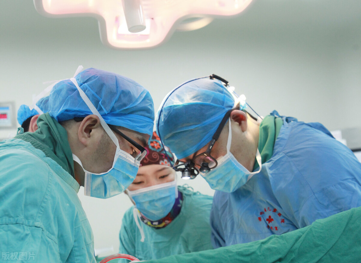 Why does urinary incontinence occur after giving birth?These 8 methods