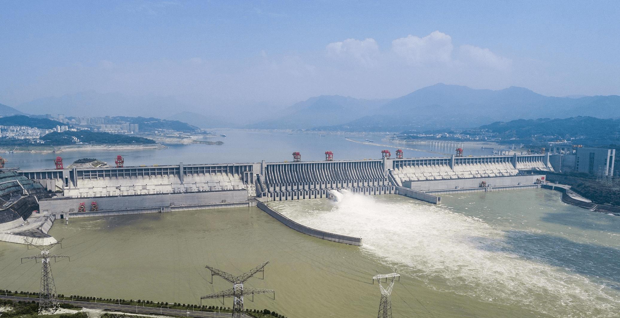 The Ling Canal connects the Xiang River and the Li River, and connects ...