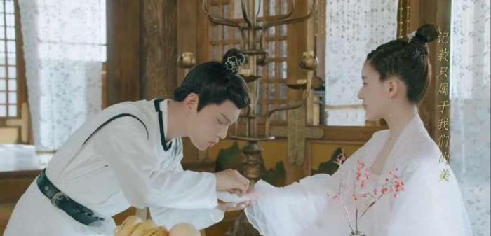 传闻中的陈芊芊：韩少君黑化后十个细思极甜的