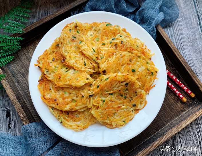 土豆最好吃的5種做法，營養(yǎng)又下飯，好吃不長(zhǎng)肉，適合“貼秋膘”