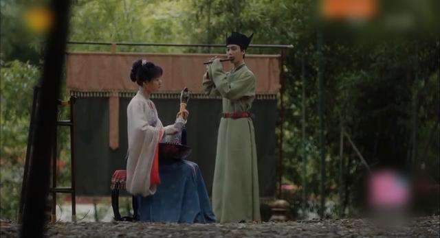 娱乐圈“后浪”们，事业上前途无量，做人还要