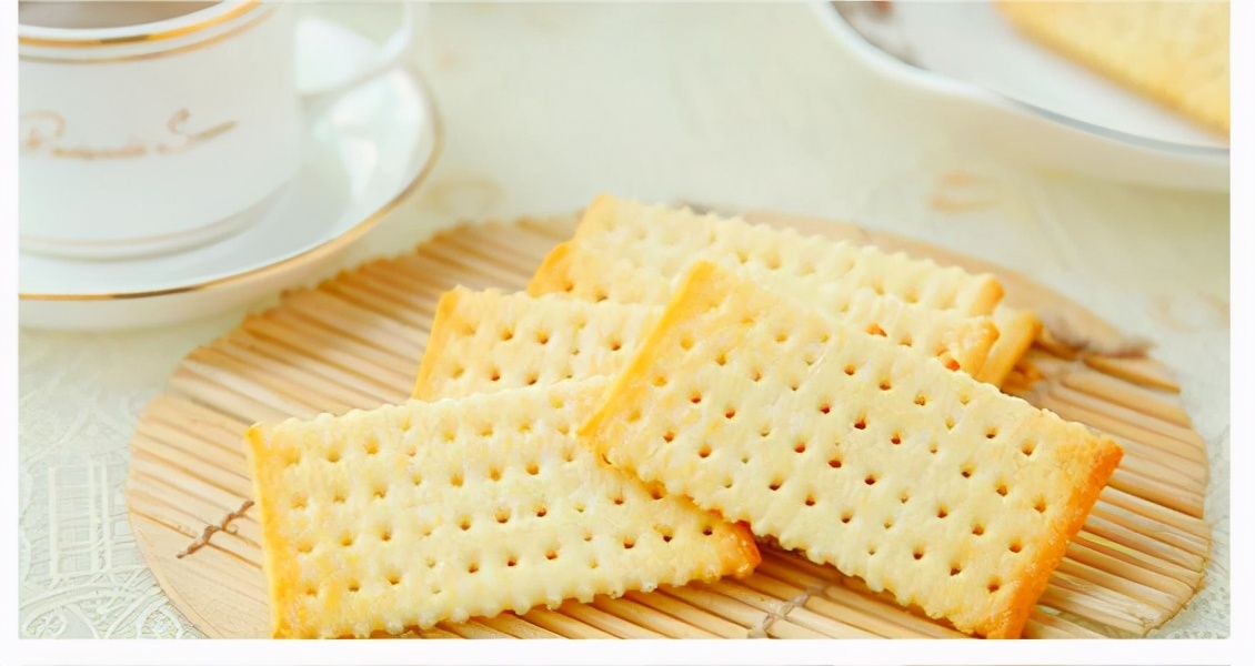 苏打饼干，可以养胃吗？2大危害要知道